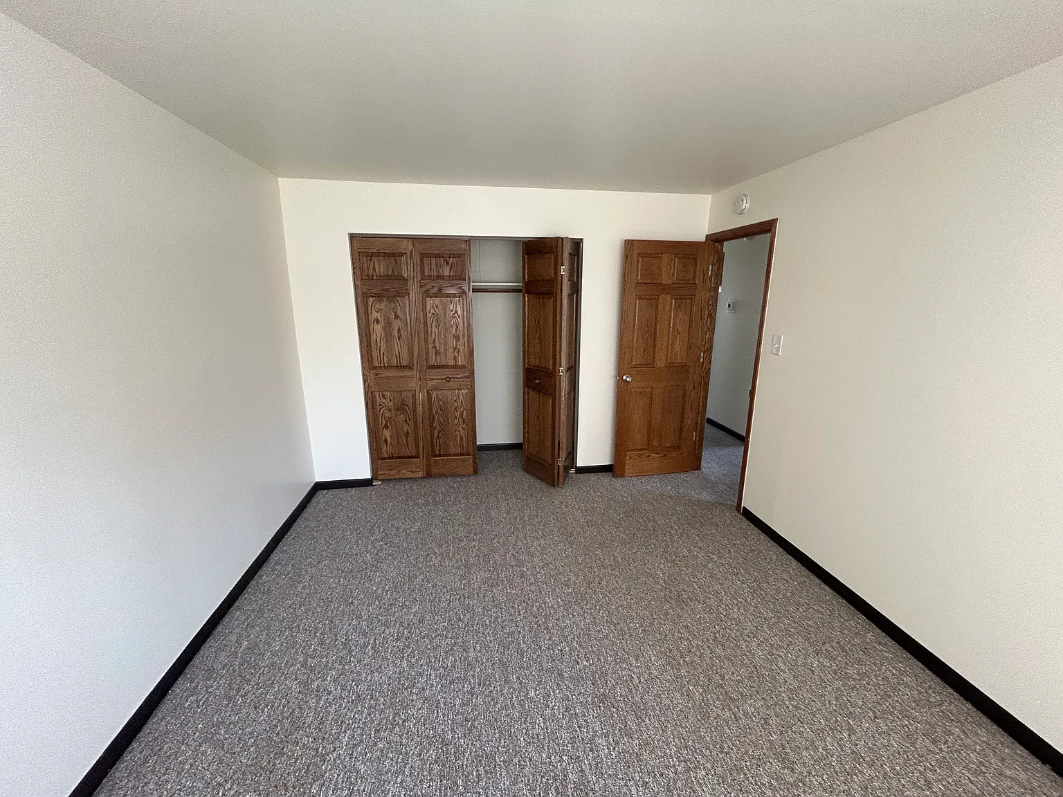 2 bed, 800 sqft, $1,650 — Photo 4