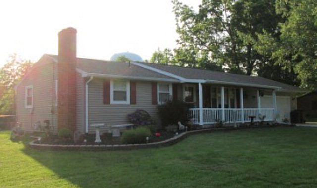 1st image of 640 Alayne Ave