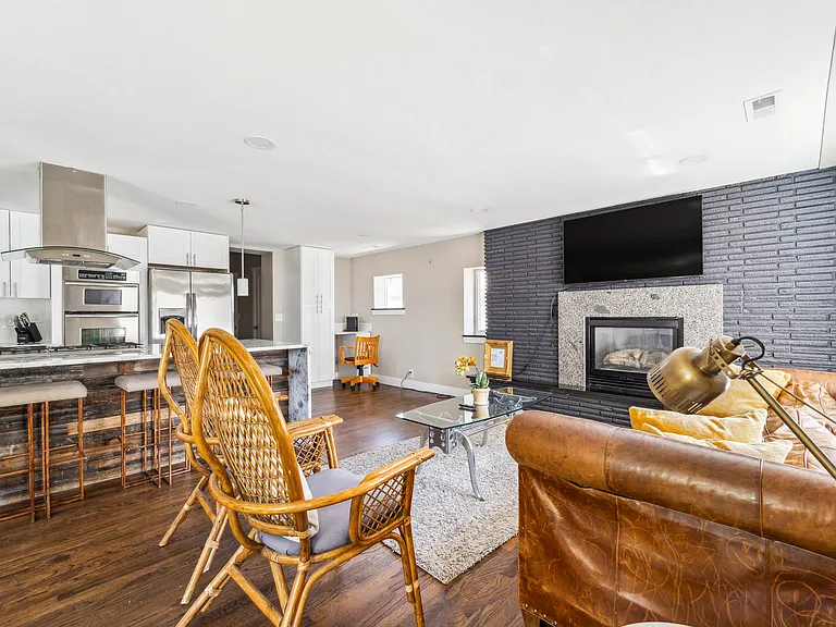 W 63rd Ave — Photo 8
