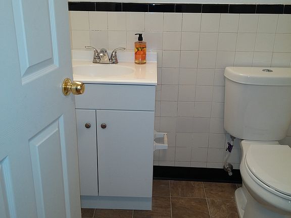 5th image of 1507 Coleman St APT 3