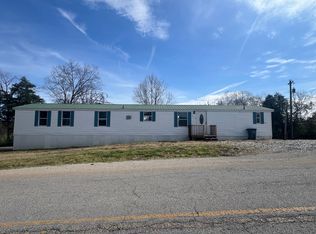 445 Crooked Creek Rd, Irvine, KY 40336