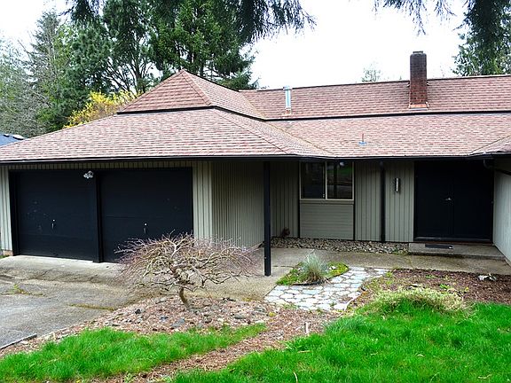 Nice South facing entry