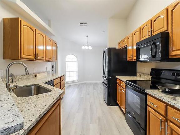 2nd image of 810 Blanc Ct