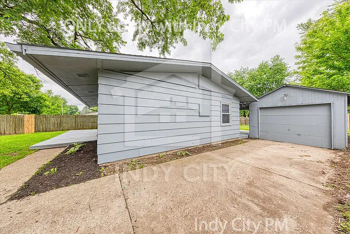 3232 Normandy Rd — Photo 23