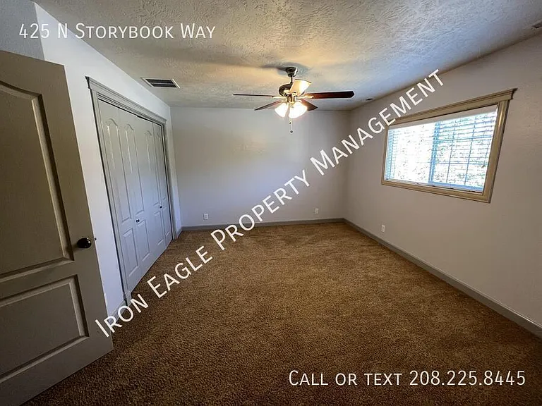 425 N Storybook Way — Photo 21