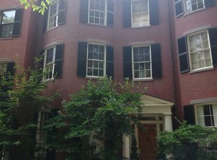 8 Louisburg Sq, Boston, MA 02108