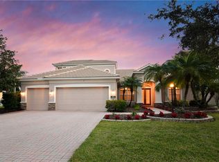 6627 Coopers Hawk Ct, Lakewood Ranch, FL 34202