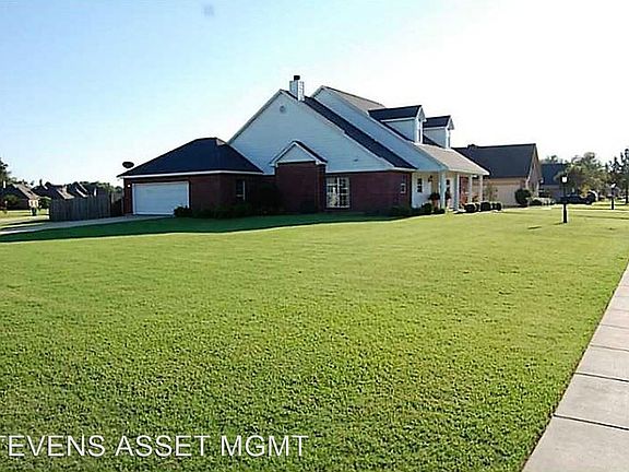 4th image of 118 Magnolia Chase Dr