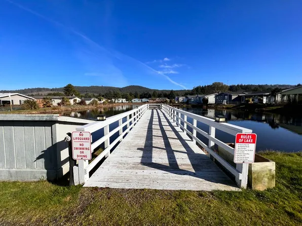 528 NE 60th St #85, Newport, OR 97365