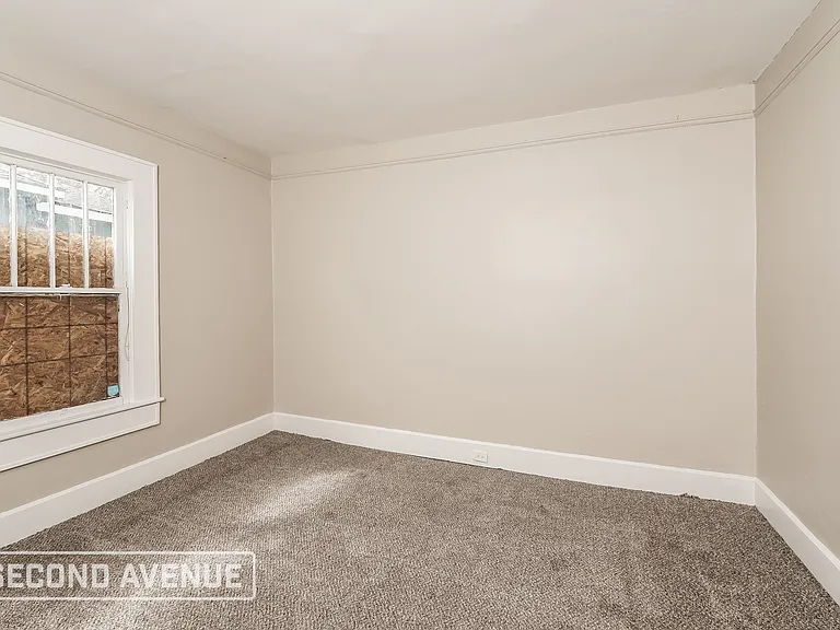 2800 Avenue H — Photo 12