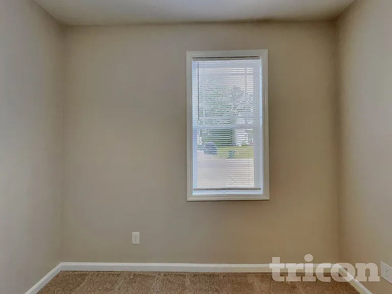 2403 King Malcolm Ln — Photo 9