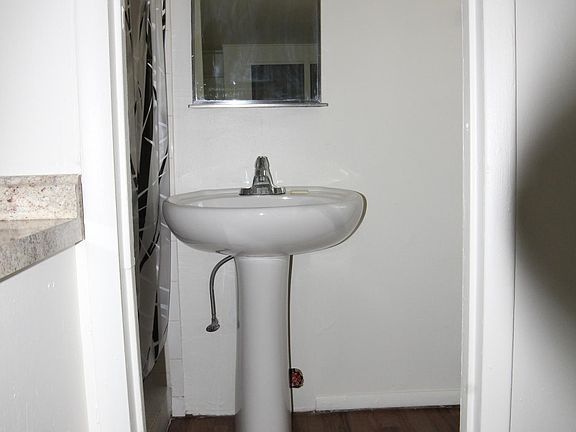 5th image of 2109 Silver Ave SE APT 2