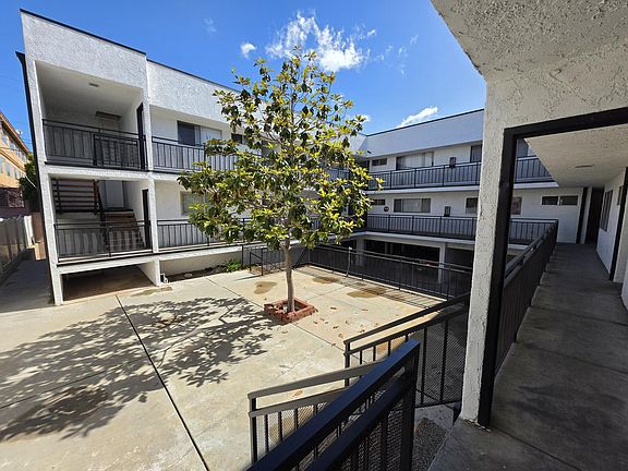 5th image of 1350 W 9th St APT 14