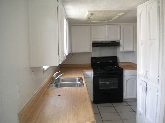 4th image of 11529 Jim Ferriell Dr