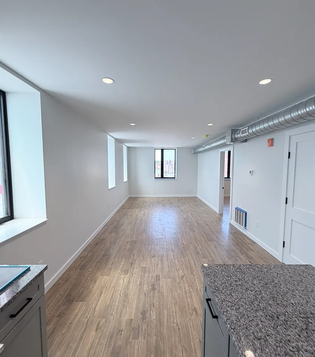 1 bed, 800 sqft, $1,900 — Photo 4