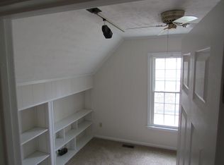 13708 Cedar Cliff Ter, Chester, VA 23831