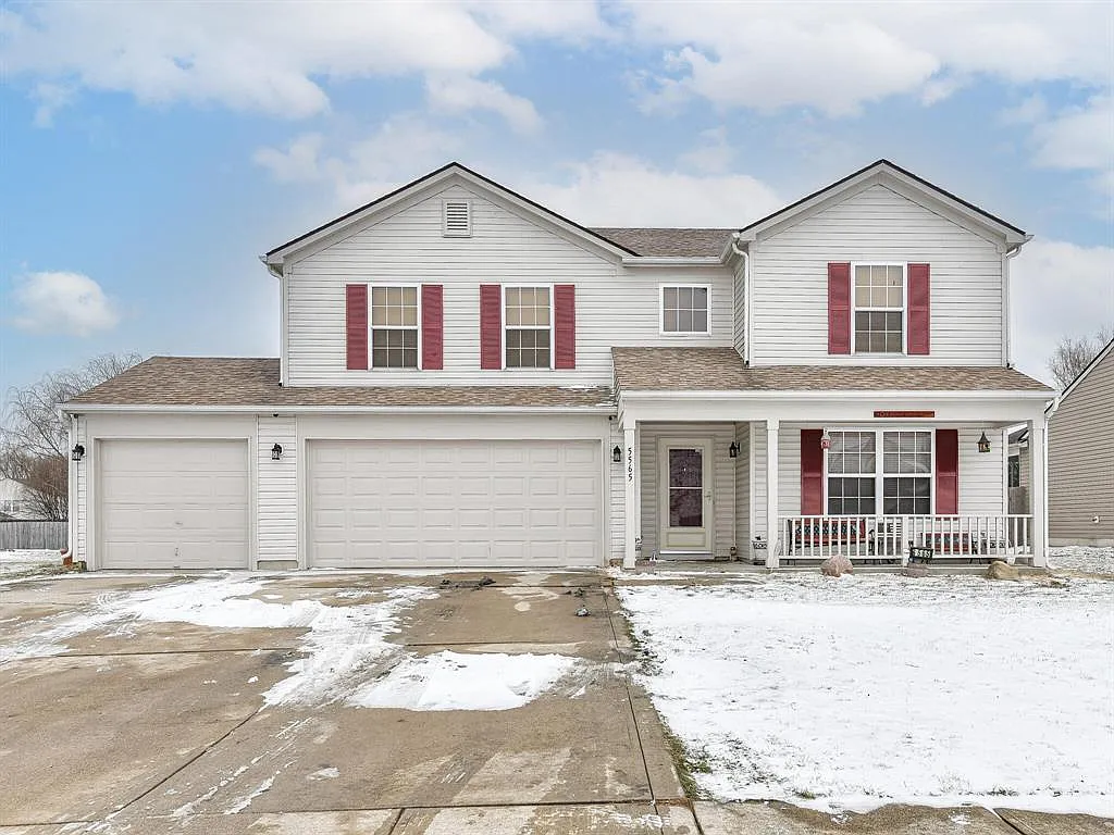 5565 Jona Way photo 1