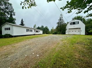 1263 Mercer Rd, Mercer, ME 04957