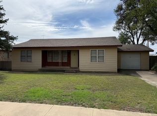 107 Avenue A, Dalhart, TX 79022
