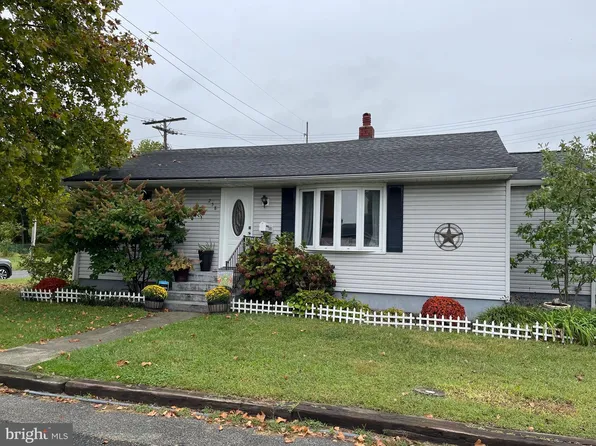 258 I St, Carneys Pt, NJ 08069