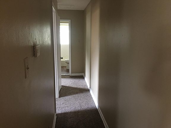 3rd image of 653 Lombardy Dr #A