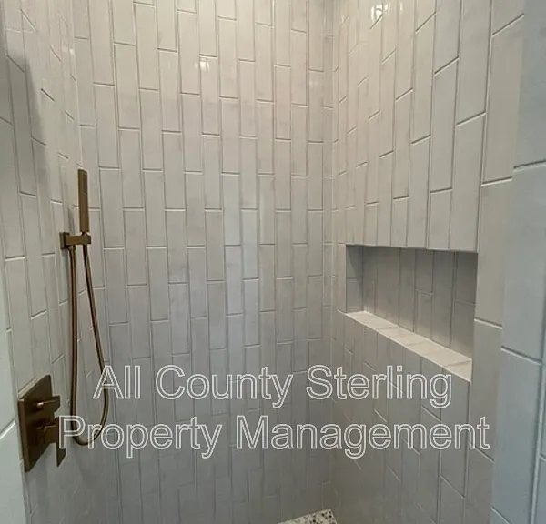184 Birchmont Dr — Photo 21