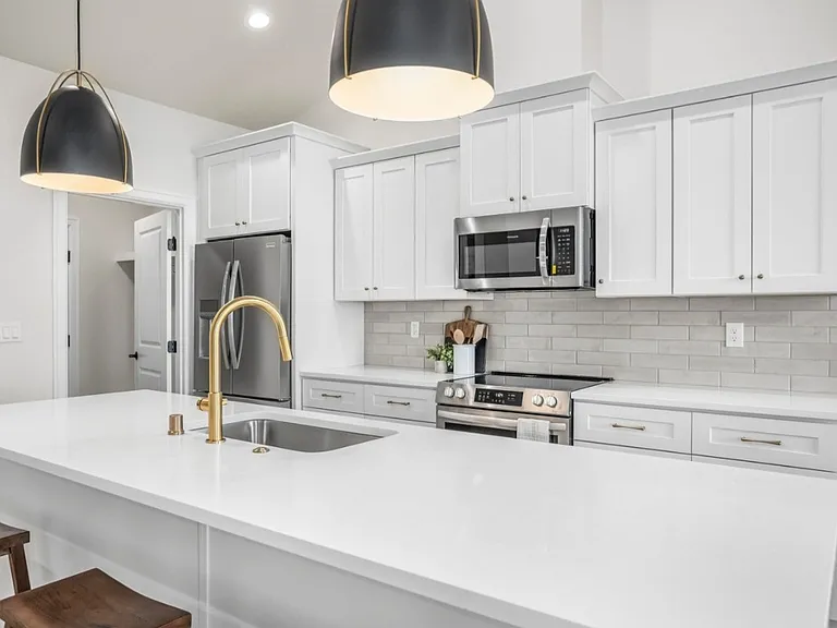 3780 Nuthatch St #3780 — Photo 8