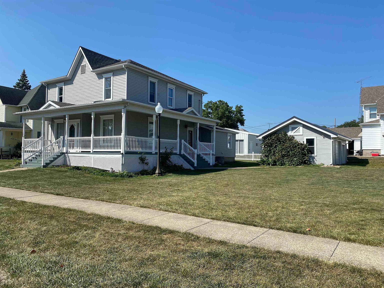 240 & 246 N Main St, Stockton, IL 61085 Zillow