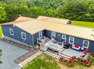 750 Looner Den Rd, Appomattox, VA 24522