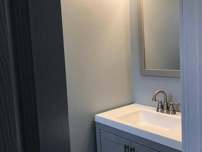 5132 Locust St — Photo 10