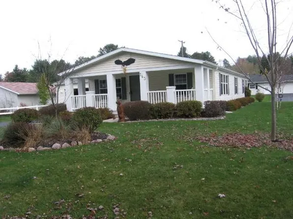 543 N Bond St, Eagle River, WI 54521
