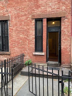 Rented by Douglas Elliman | media 8