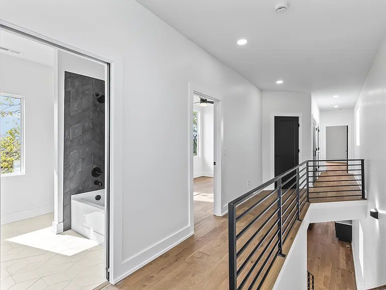 2107 Courtney Ave #A — Photo 15