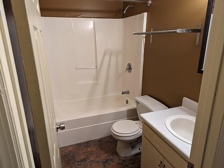 168 Riverview Dr #1 — Photo 14