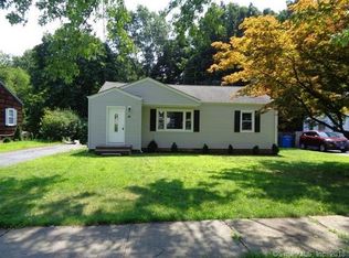 51 W Side Dr, Hamden, CT 06514