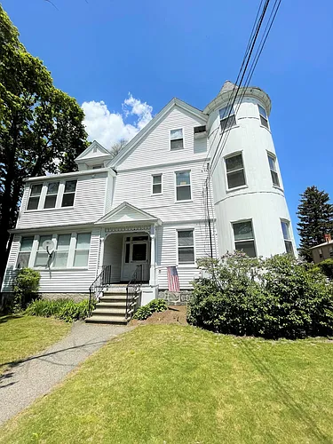 12 Muirhead St #2R Photo 1