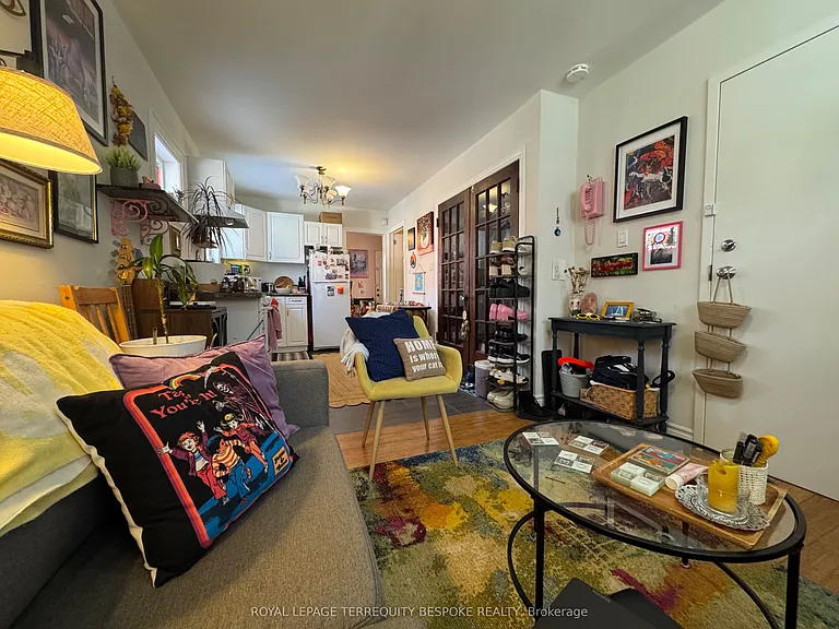 19 Lewis St #2 — Photo 3