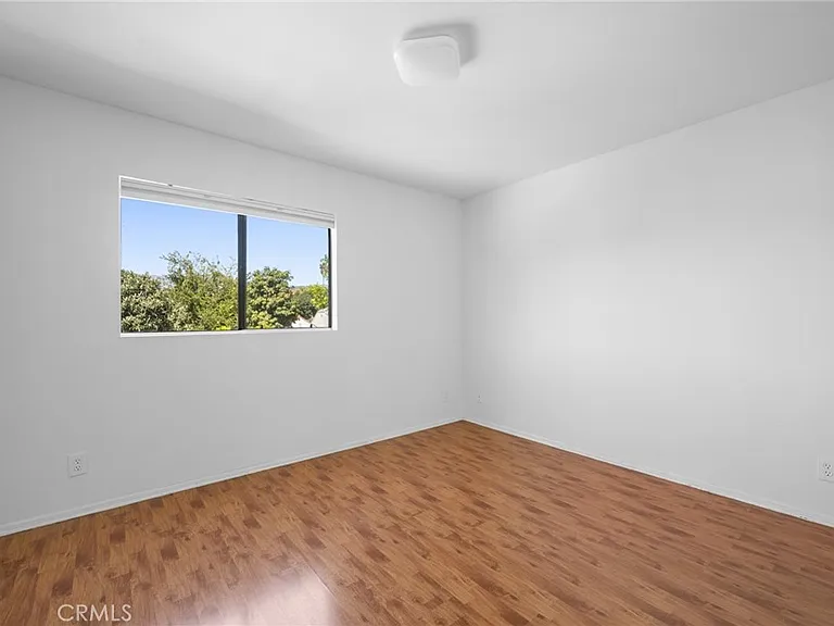 1364 E Garfield Ave #1 — Photo 15