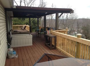 208 Crescent Rd, Martins Ferry, OH 43935