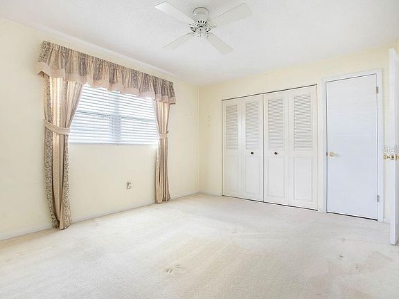 4th image of 189 N Hill Ave #20