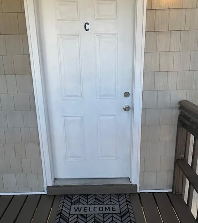 ENTRANCE DOOR