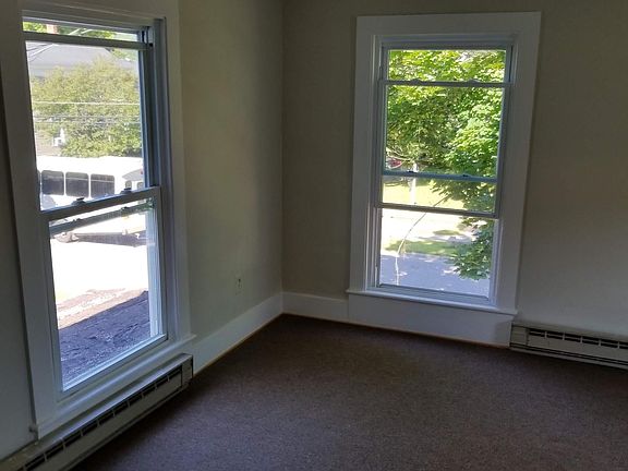 4th image of 12 Townsend St #2