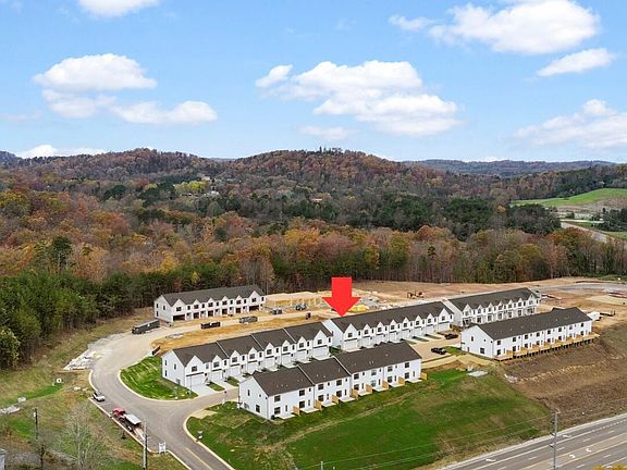 3rd image of 9153 Rolling Stone Way