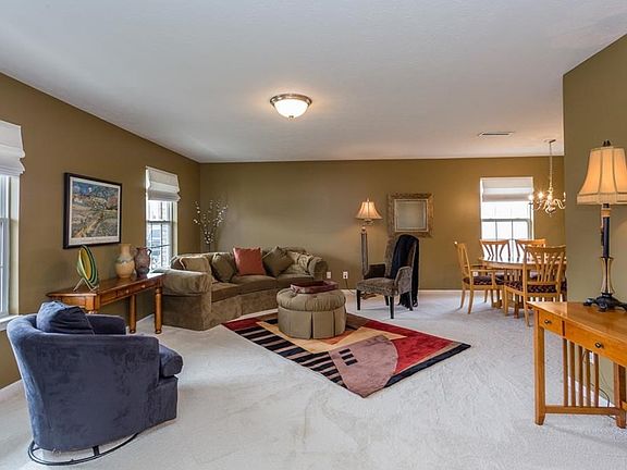 2nd image of 2424 Liatris Dr