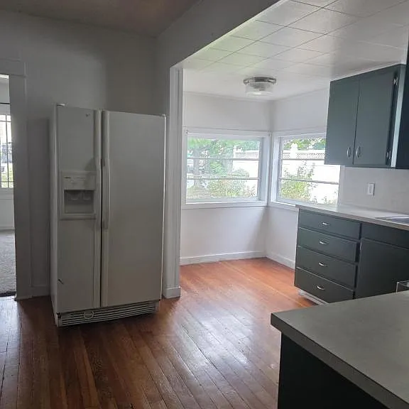 229 SW J St — Photo 15