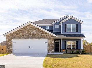 9008 E Lake Dr, Midland, GA 31820