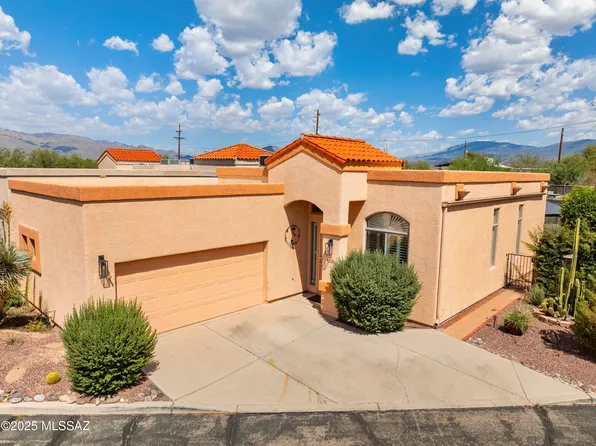 8236 E Arbor Point Pl, Tucson, AZ 85715