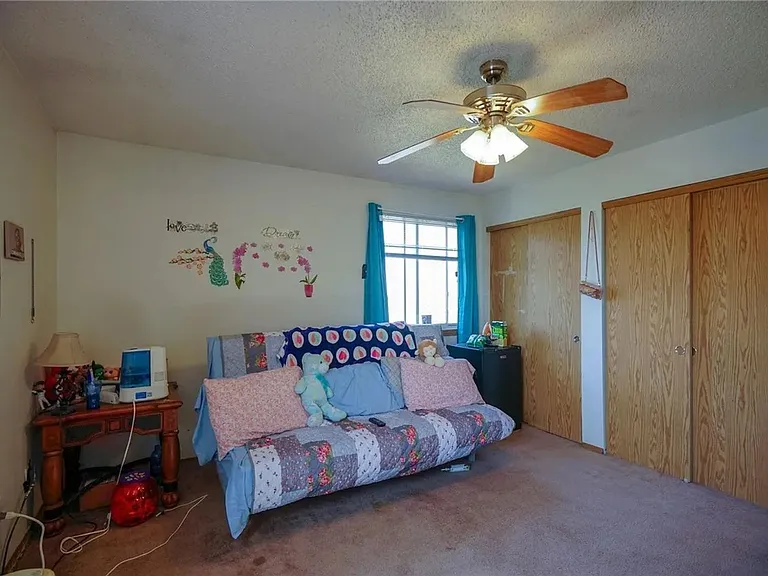 12232 Newport Dr — Photo 11