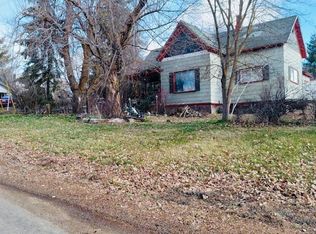 209 N Roberts Rd, Oakesdale, WA 99158