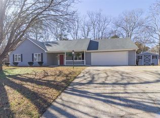 2235 Huntington Dr, Loganville, GA 30052